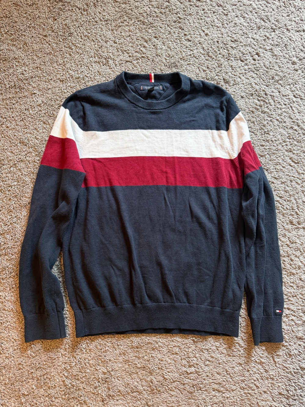 Tommy Hilfiger Men’s Navy Stripe Crewneck Sweater Size L